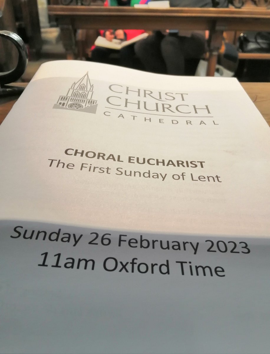 SanjeePerera1's tweet photo. Drinking in a perfect cerulean sky as we amble into morning mass @ChChCathedralOx. The dreaming spires is not the worst place to begin #Lent. #MeadowGate #ChristchurchMeadow https://t.co/3MsW7gShv6