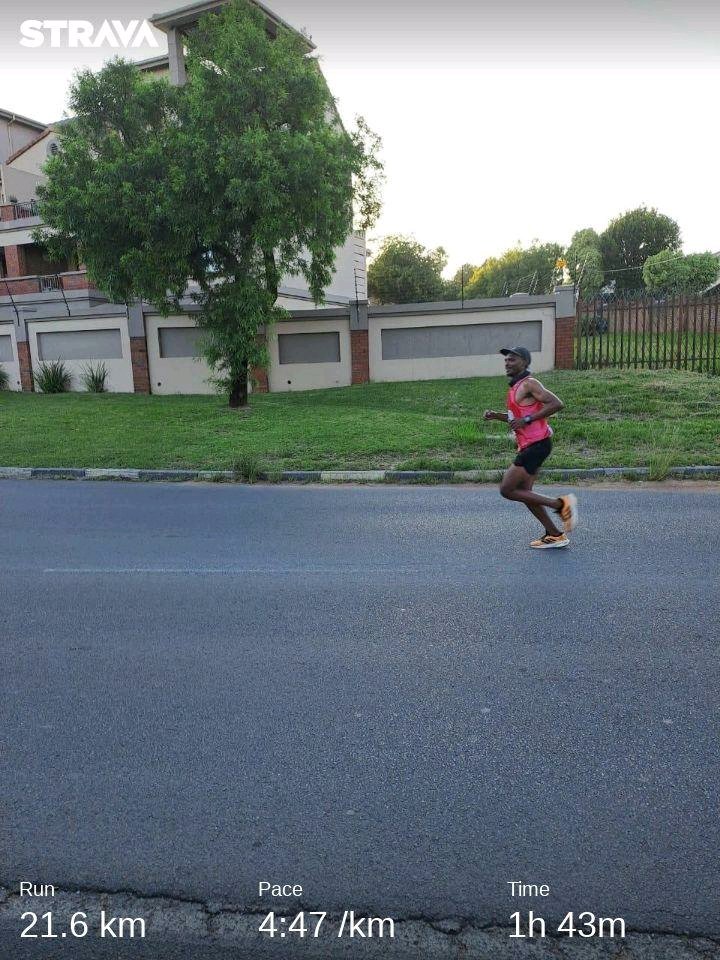 At the Vally...

#YelloRoad💛 #Watermelongang🍉 #TrapnLos #theprincipalsupporter 
#RunningWithTumiSole #Runalexac
#FetchYourBody2023 #AlexFunRun

strava.app.link/cImDPH8FJxb