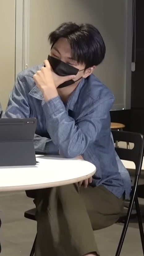 JJKLIPRING's tweet photo. this genre of jay 🥺❤️ https://t.co/M1Sn20E3FX
