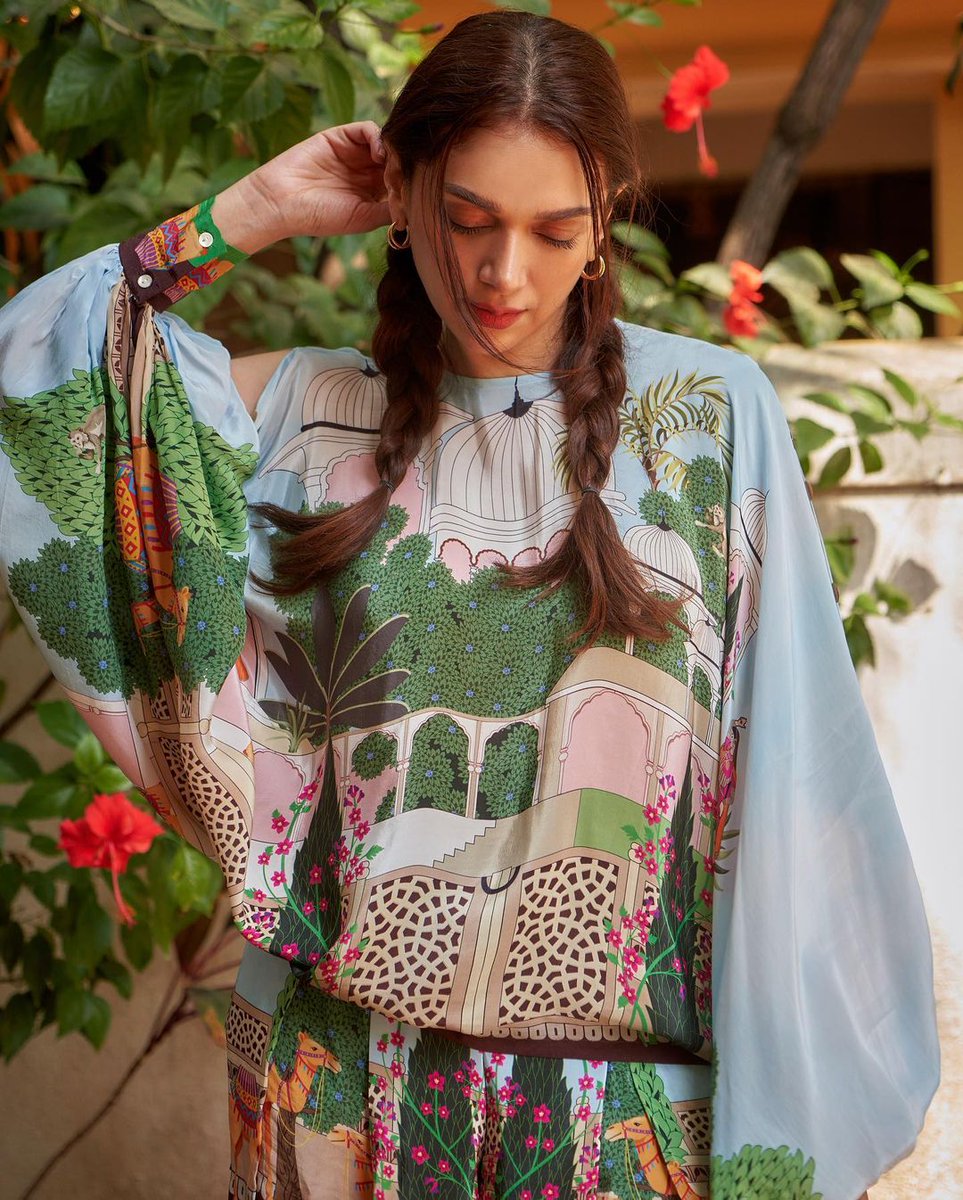 Ironman_Den's tweet photo. #AditiRaoHydari ❣️ https://t.co/DmcS90vWV4
