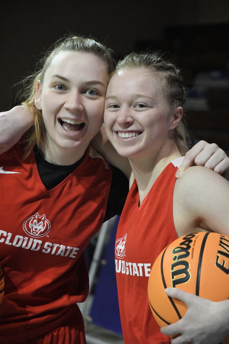 SCSUHuskies_WBB's tweet photo. Happy Huskies 😁 at morning shoot around on #NSICTourney Game Day! 

#HuskiesBasketball #Ourtime #GoHuskies https://t.co/RcngSb8iIi