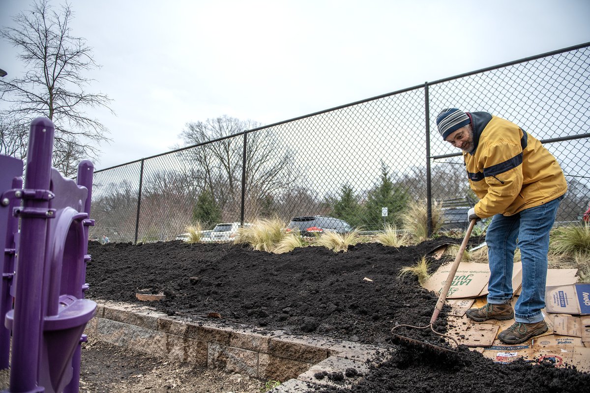 Eric Bond tweet media