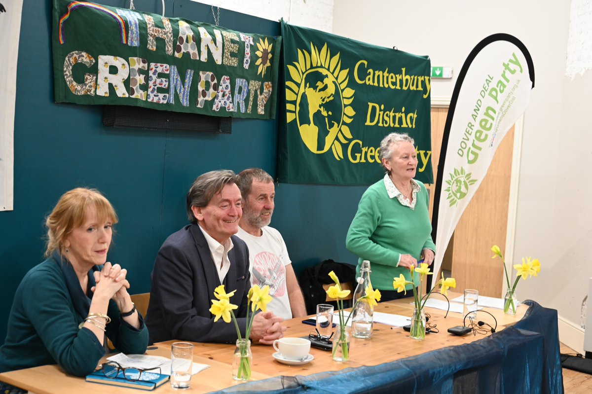 tintininkent's tweet photo. Fridays Public Meeting with #thanetgreenparty #sosramsgate #jennyjones and the legend @Feargal_Sharkey #saveourseas #coast#waterways @coastmag @IsleThanetNews @thetimes #beach #environnement https://t.co/HJ1fDQca2t