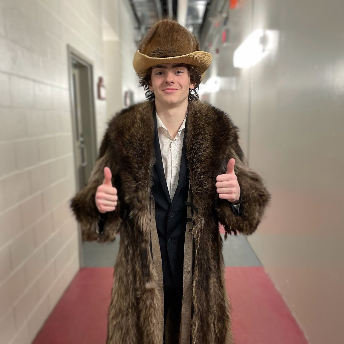 ValleyU16Cats's tweet photo. Last Nights Wildcat of the Game was Porter Crowell!
Coaches Comments:
“After a bit or a rough pre game and some added style in warm up, Porter dialed it in quickly, with a pair of really nice PP goals in the first frame.”
1/2
@NSU16AAAHL
#HereKittyKitty
#meoooow https://t.co/XcKwYc7Jea