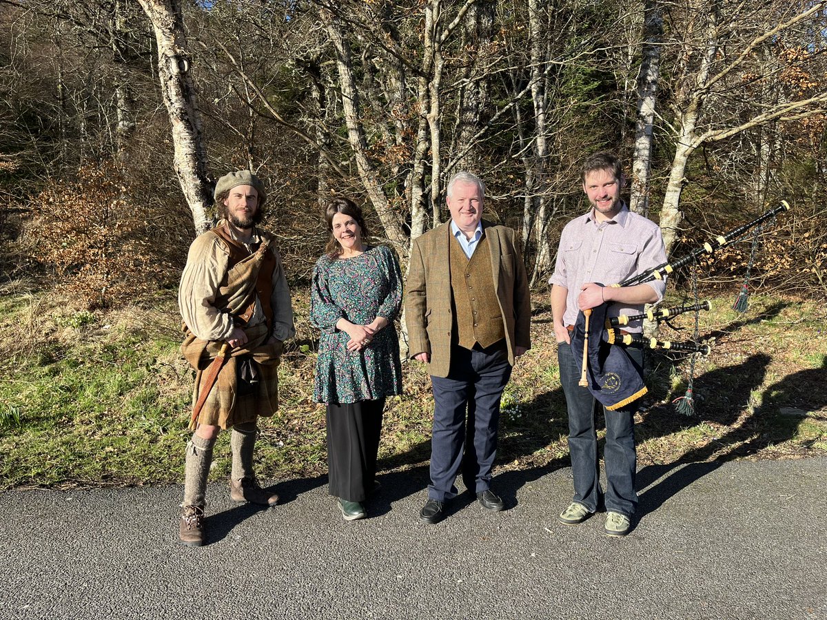 It was a pleasure to meet with those involved with the gathering a community led arts project for Glenmoriston, Fort Augustus and Glengarry at the Invergarry hall today. Good to see the work they are doing.