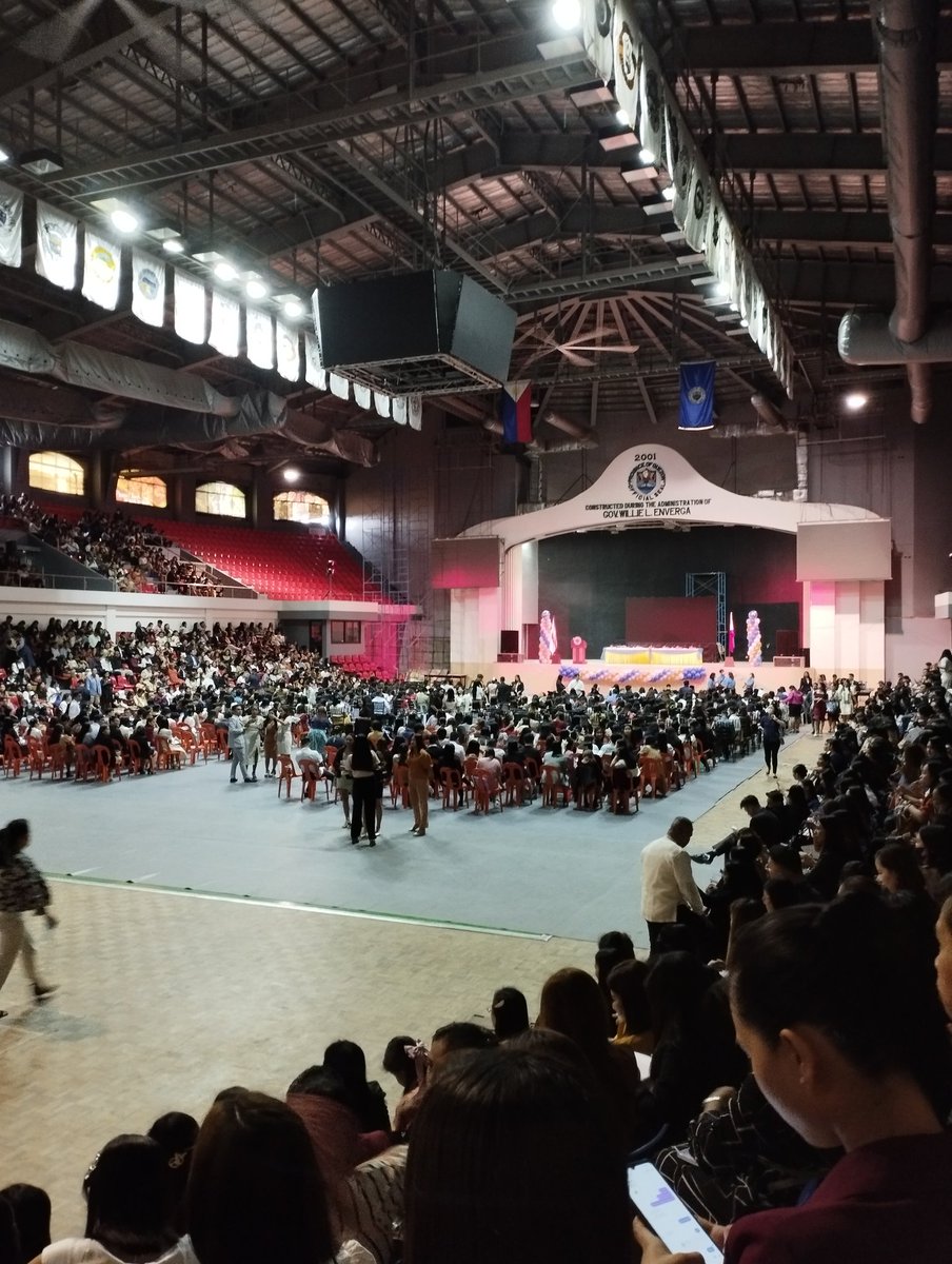 Ninaaa_twt's tweet photo. Oath taking day. Finally a full pledged professional teacher!
#37thOathtakingCeremony
#ProfessionalTeachers
#LPT2022
#CBRCEagle🦅
#TatakCBRC
#CarlBalita https://t.co/QgMoLRVYdC