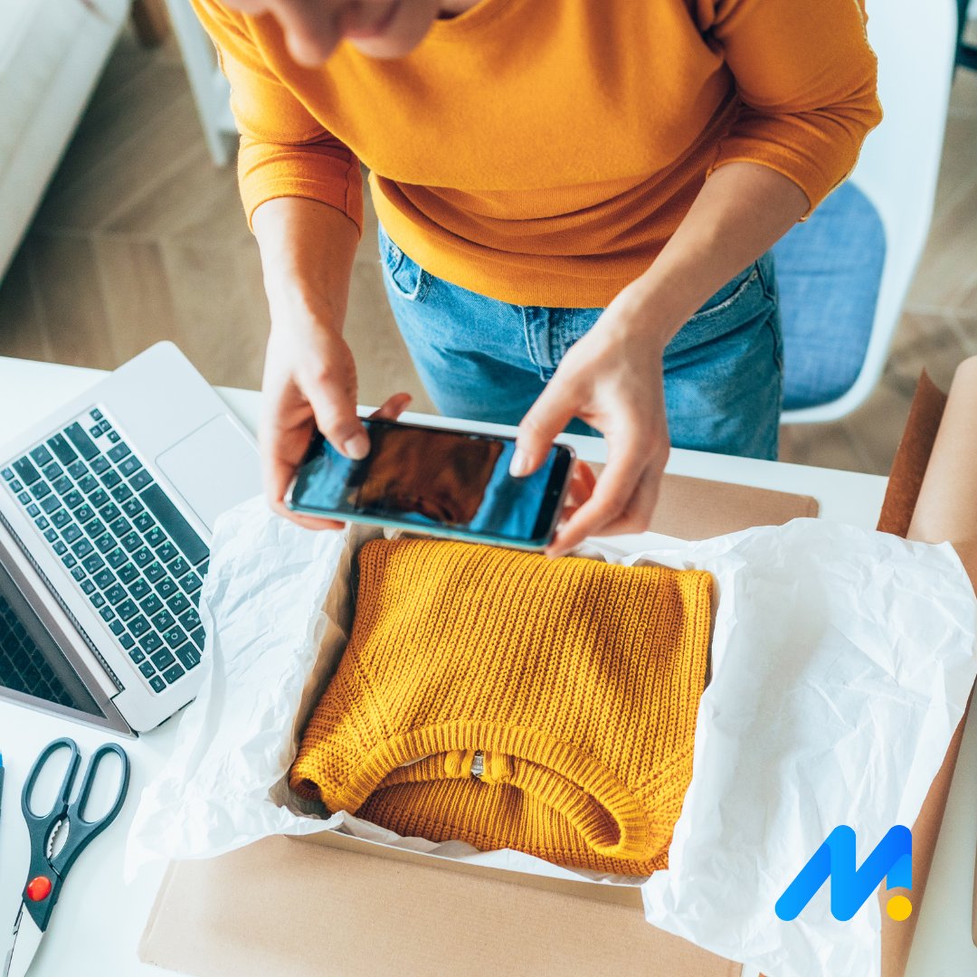 MonayWalletGPS's tweet image. Hands up if you're ready to upgrade your #payment software to meet your clients' needs and revolutionize the way you do business! 🙋‍♂️🙋‍♂️

Our Global Payment System and Digital Wallet work in tandem to help make your life easier! monay.com #Monay #Tilli