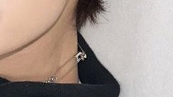 minhoblep's tweet photo. safety pin necklace 🥺 https://t.co/GVvQ38w5RU