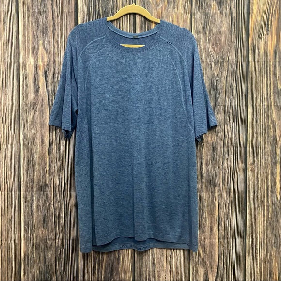 gnar_nasty's tweet photo. So good I had to share! Check out all the items I'm loving on @Poshmarkapp from @LemonsFancy #poshmark #fashion #style #shopmycloset #nike #paulfredrick #lululemonathletica: https://t.co/gVEnUe0ybC https://t.co/h2Aabp1Kf4