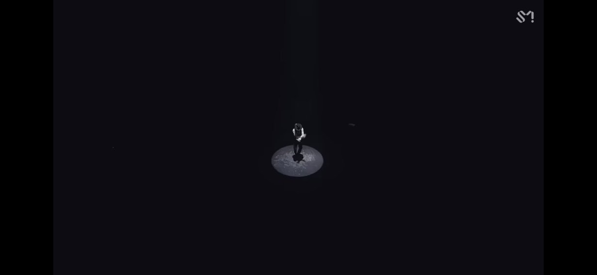 son7ur's tweet photo. #ROVER_1stTeaser #KAI_Rover

와 라올다 생각났어 https://t.co/XJnrO5bwWg
