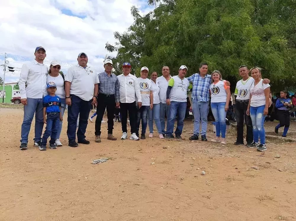 Cem_Torres_of's tweet photo. #25Feb | CEM #TORRES presente en la Inauguración del Torneo de Kimckigball en Honor al Padre de la Democracia Natalicio #115Años Rómulo Betancourt en el Marco del Mes de la Juventud. ¡Viva la Juventud, Viva el Deporte!

Concejal y Sec General @JohanagMora 

Sec Org @NAVB1971 https://t.co/UR94CauCkx