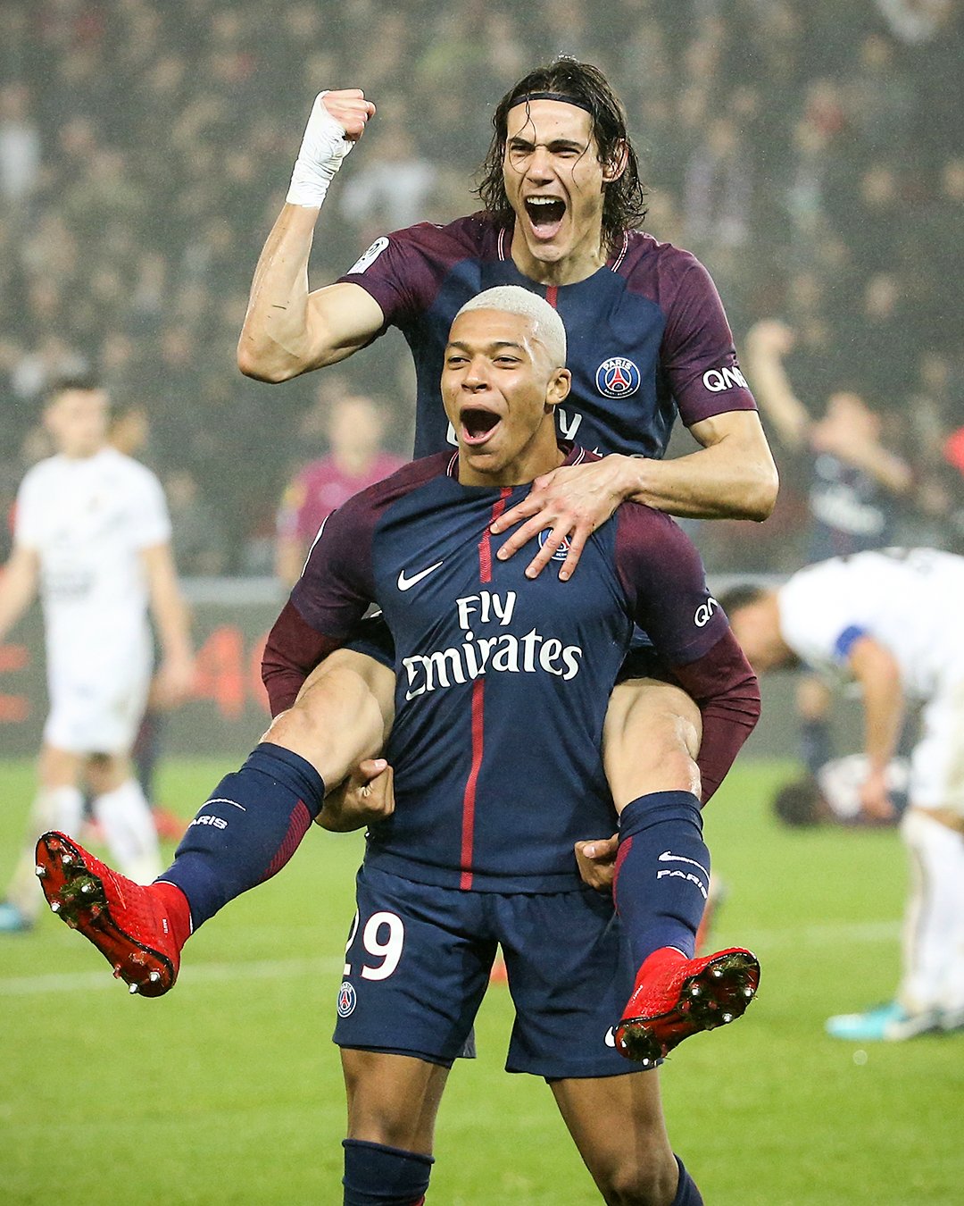 B/R Football on Twitter "Cavani 200 goals, 301 games Mbappé 200