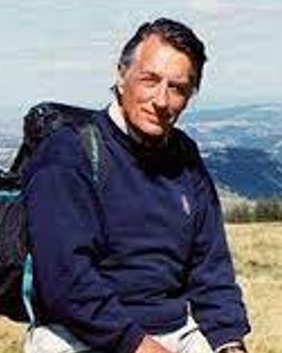 MyIpcressFile's tweet image. Pemberton&apos;s People in MI6 included heroes and rogues like Churchill&apos;s bodyguard, an SAS colonel who tried to unseat a UK Prime Minister, a British brigadier who tried to join the Mujahideen, a major whose CV advertised his silent killing skills etc. See theburlingtonfiles.org/news_2022.10.3…