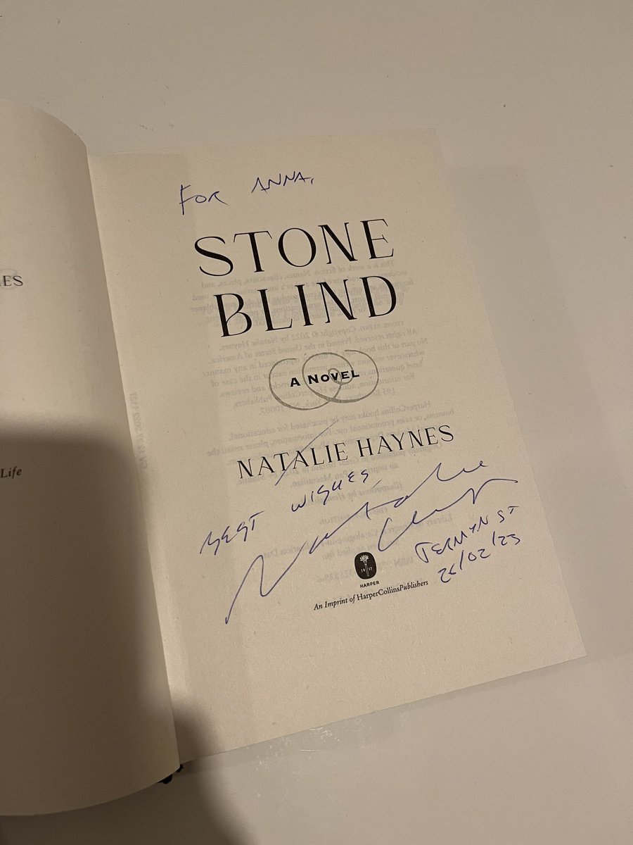 Can I just take a moment to show you this stunning US copy of #StoneBlind that amazing @officialnhaynes kindly gifted to me today (did my soul leave my body? yes, yes it did).
Anyways, guess who’s the happiest girl today in all of London 🤍🐍🤍