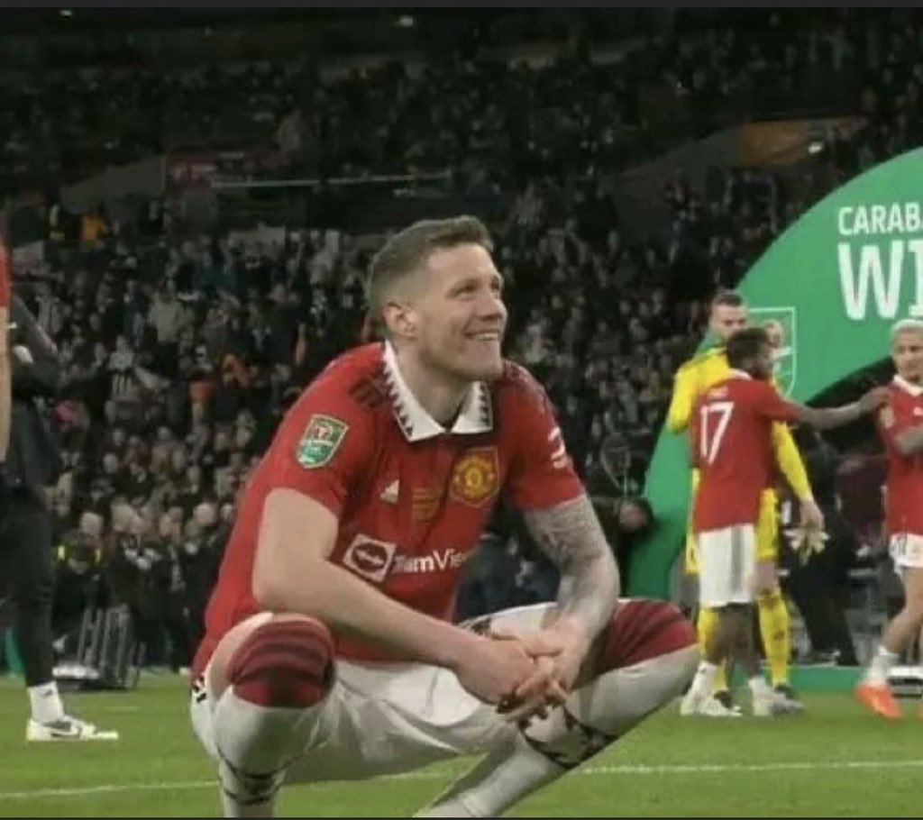 anguyijv's tweet photo. Imagine worghost winning silver ware ahead of Harry Kane j!!!!!!
Congratulations https://t.co/KEslwj39Yl
