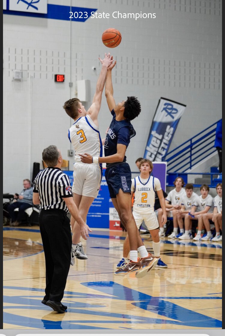 brianflem80's tweet photo. 🦅LC STATE CHAMPS🟡🔵
Great Championship Game
Tall  🏔 to climb/underdogs

#3 LBK Christian upsets #1 St. Francis

Tall (6’3,6’4, 6’7, and #41 ranked prospect in nation at 6’10) and athletic team (at least 3 players with D1 offers). https://t.co/TWSBKCQks3