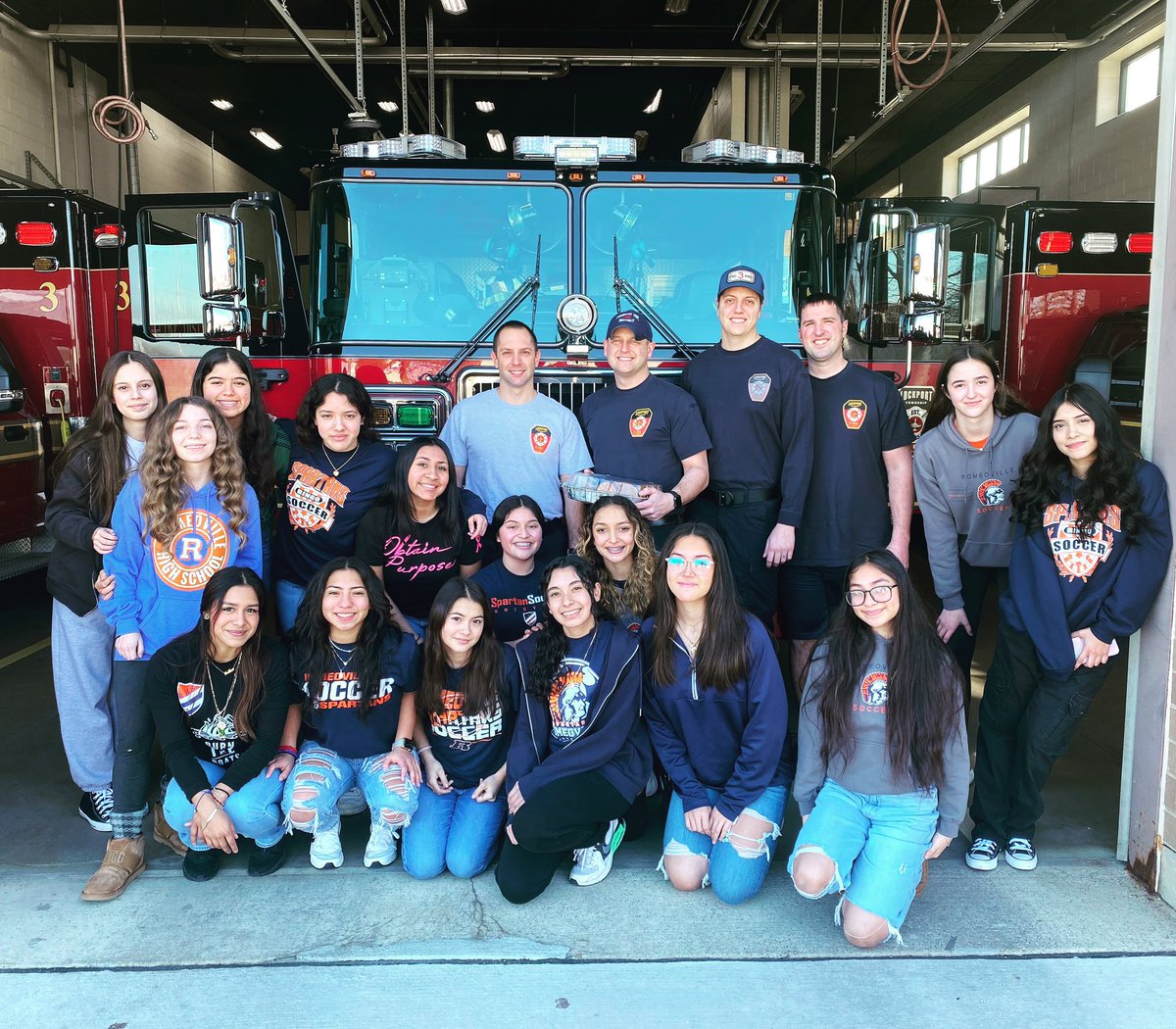 LockportFire's tweet photo. Shoutout to the @RHSGirlsSoccer7 for the awesome baked goods! They are participating in a tournament where they perform an act of kindness before playing and made baked treats for Station 3. Good luck in the tournament! #lockportfire #romeovillehighschool https://t.co/KS8PBYKJG6
