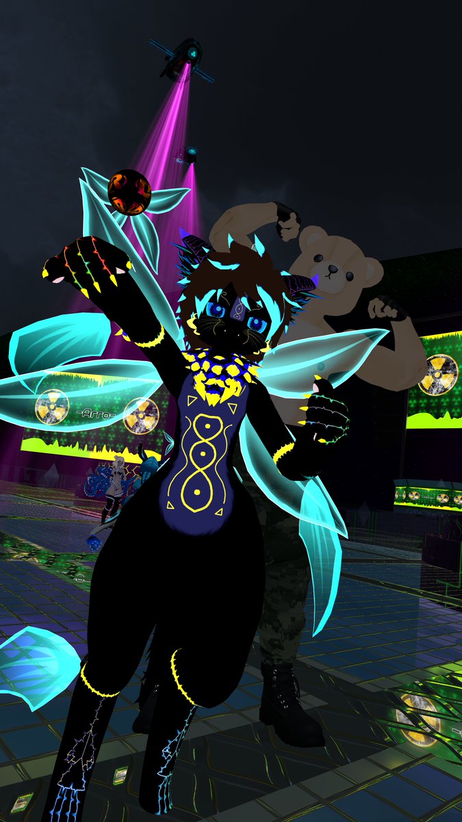 draufleger's tweet image. Well today is the day &amp;lt;3 I am older now and had a great big weekend and a great birthdayparty at the anniversary of @VirtualClub_DR  thx for two beautiful nights