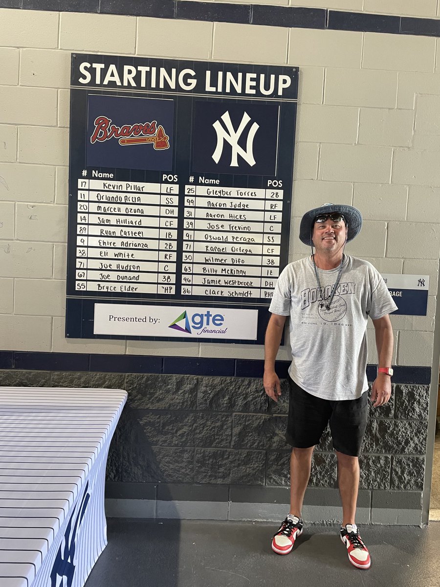 PaulHazlett5's tweet photo. 2023 Home Opener GMS. Soon to be WS Champs! https://t.co/ru4ENhhC8u