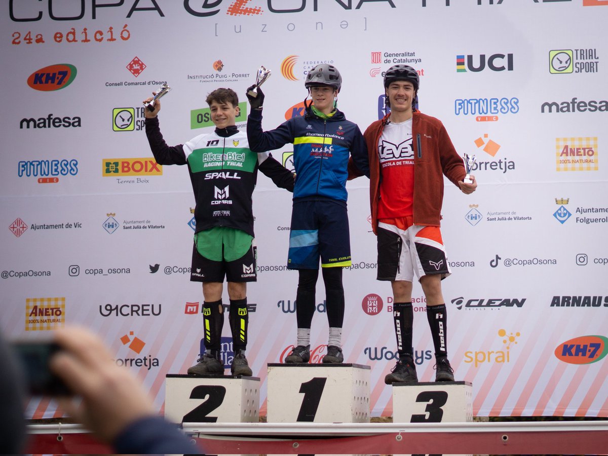 levelciclisme's tweet photo. Victòria de Ferran Pérez i Yun Vilajosana en l'estrena de la temporada i tercera posició d'Hugo Orgaz. #Trial #Ciclisme #CiclismeCat https://t.co/o29MAeSY8Y