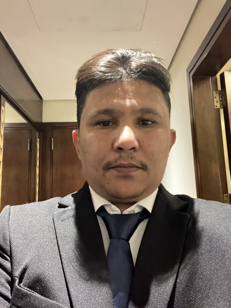 قبيل ظهوري الاول على قناة المجلس 

مساء الخير