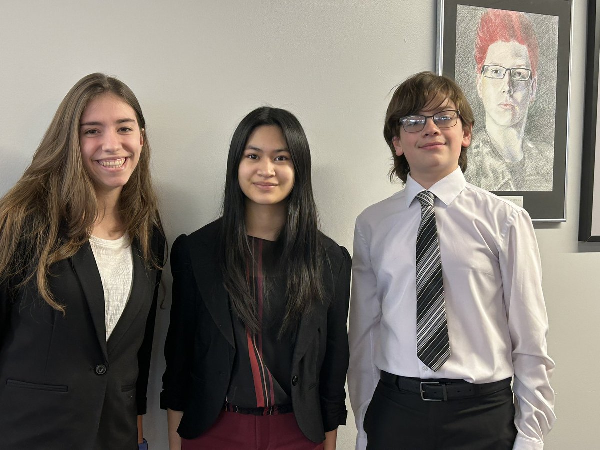 DrKeshodkarS's tweet image. Congratulations 🎉🎊 to all 3 @LibertyHigh FIRST place winners🥇🏆in the Region 3 PJAS competition and for sharing and defending their research in Biochem,Physics and Math categories and advancing to the states! Penn State here we come! @tarabroc @MrLittleScience @MissRichardsLHS