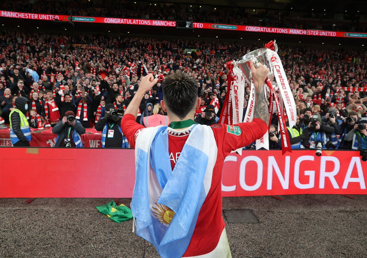HQMUFC's tweet photo. Antony 🇧🇷 ، Lisandro Martinez 🇦🇷 

 #CarabaoCup https://t.co/MXPkVLjqDu