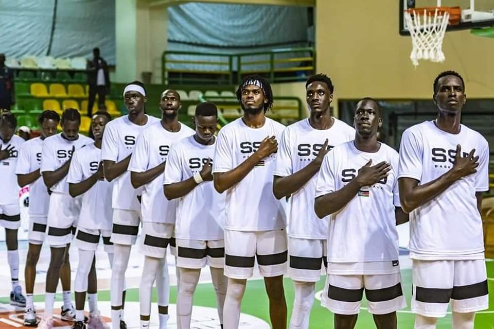 xwestemmanuel's tweet photo. Congratulations #Southsudan
منتخب #مصر  ل كرة السلة وراء مصنع كراسي مرة تاني من ##جنوب_السودان  #FIBAWC https://t.co/0iIhsvL6xq