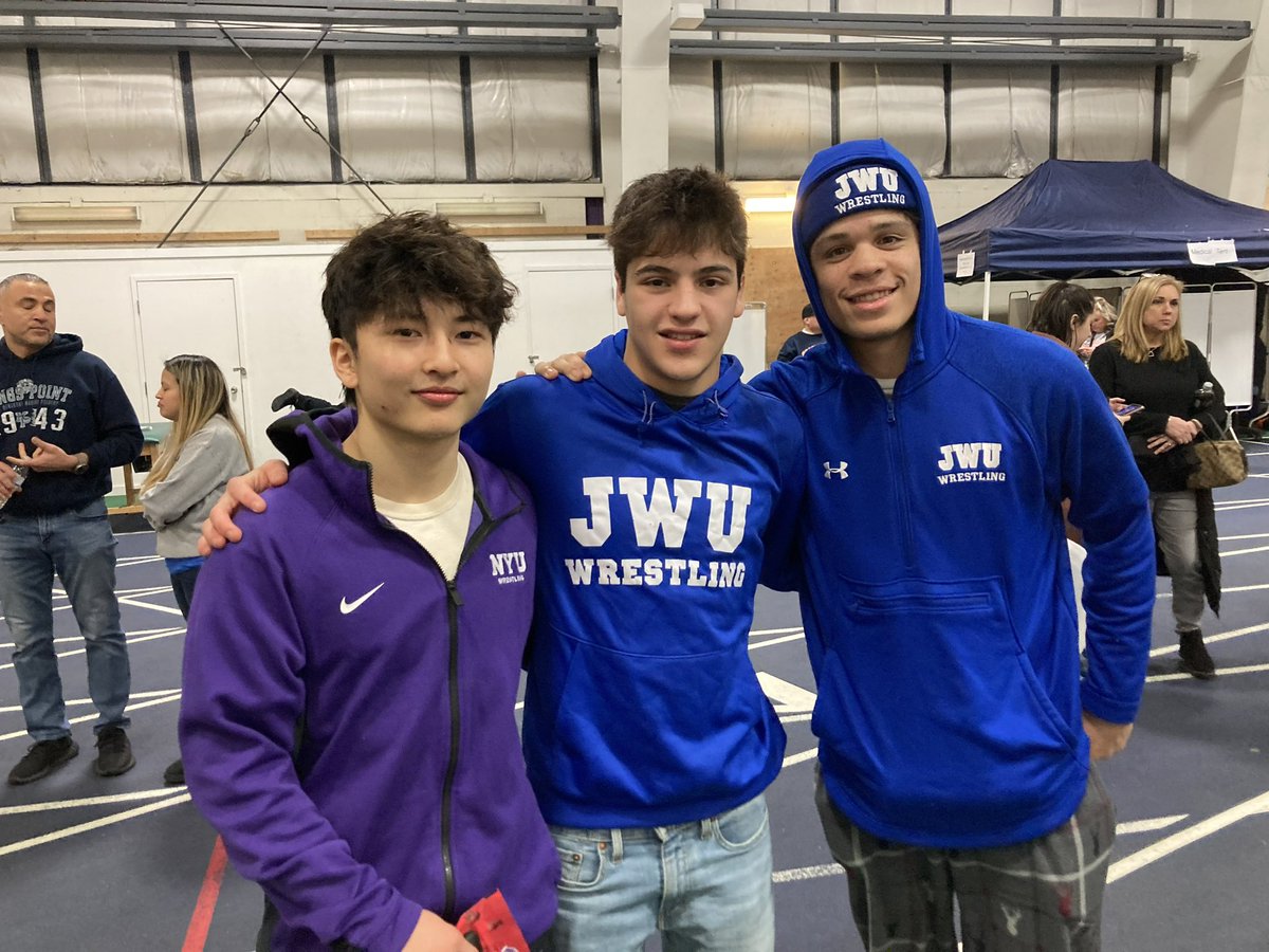 Taisei Kurachi, Noah Krakower, and Gabe Case at the DIII Northeast Regional Tournament! Taisei took 4th place and will look to build on his performance for next season. #hawkswrestling