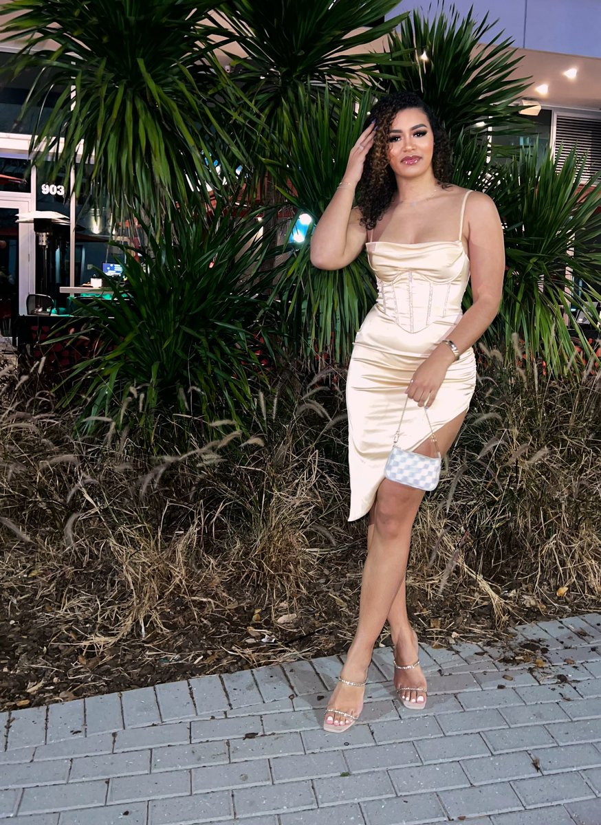 Lexi Watson Realtor®️ on Twitter "I’d take the stars out the sky for