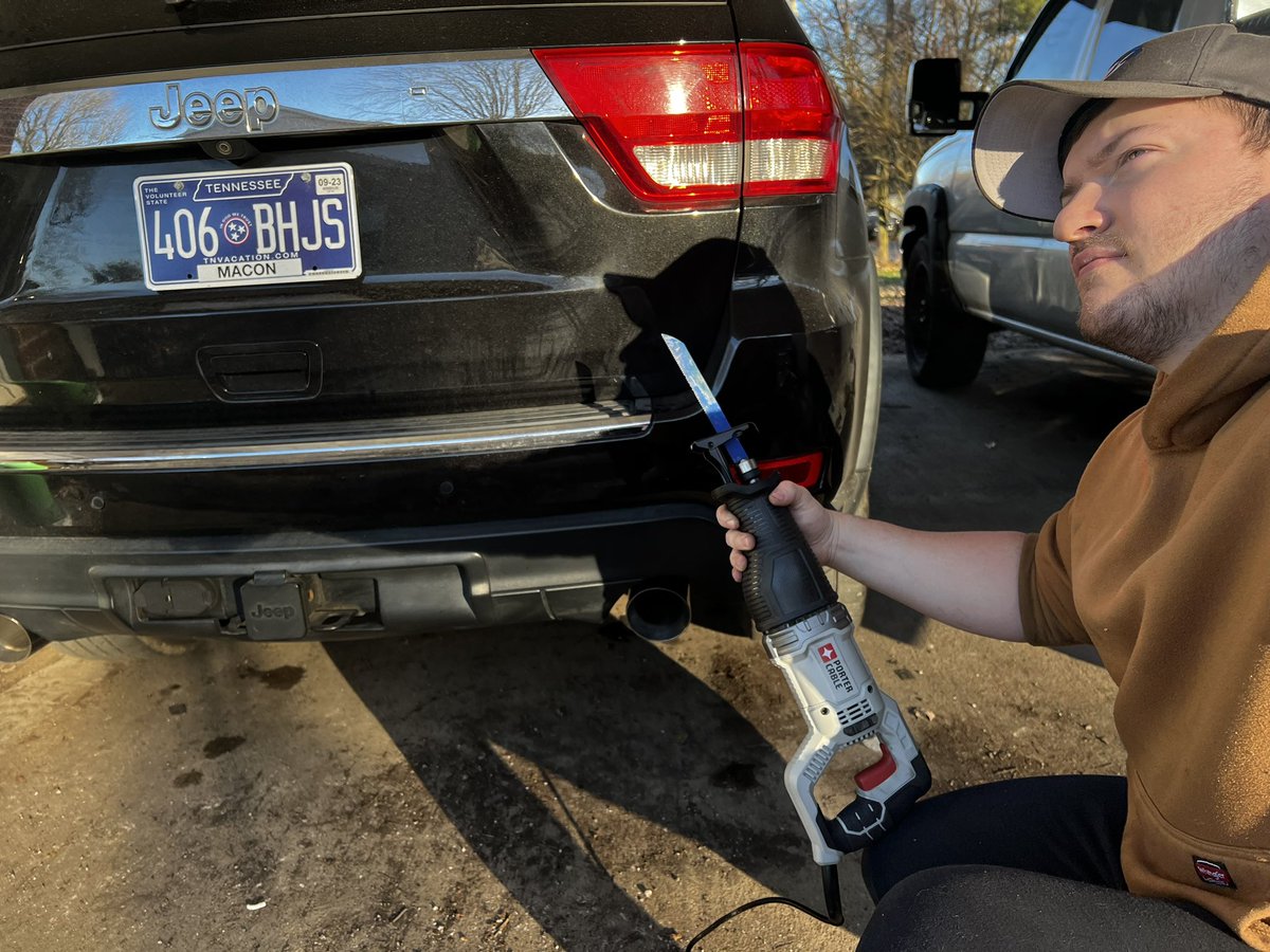 ZPTVofficial's tweet photo. https://t.co/j3FShNMxjI NEW VIDEO IS LIVE NOW!!! Cutting off the rear mufflers on my wife’s grand Cherokee with the 5.7 hemi!! Go check it out!! #jeep #grandcherokee #hemi #jeepgrandcherokee #upgrade #new #diy #youtube #youtuber #mufflerdelete #57hemi https://t.co/jbCEId4HQ6