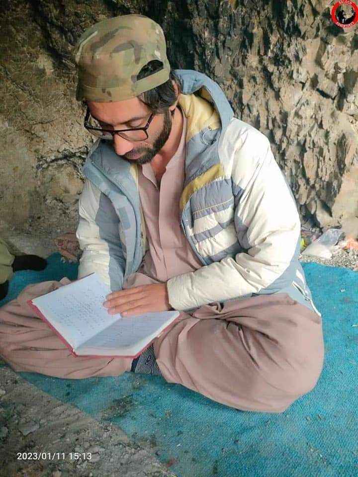 Farhadzehri7's tweet photo. ننا بندی تا قصہ اے ننا بندیک نیتون او
ہمو بے مٹ مناٹ اسور ہمو چندیک نیتون او
#EndEnforcedDisappearances
#SaveMissingpersons https://t.co/NFA7YnnAdH