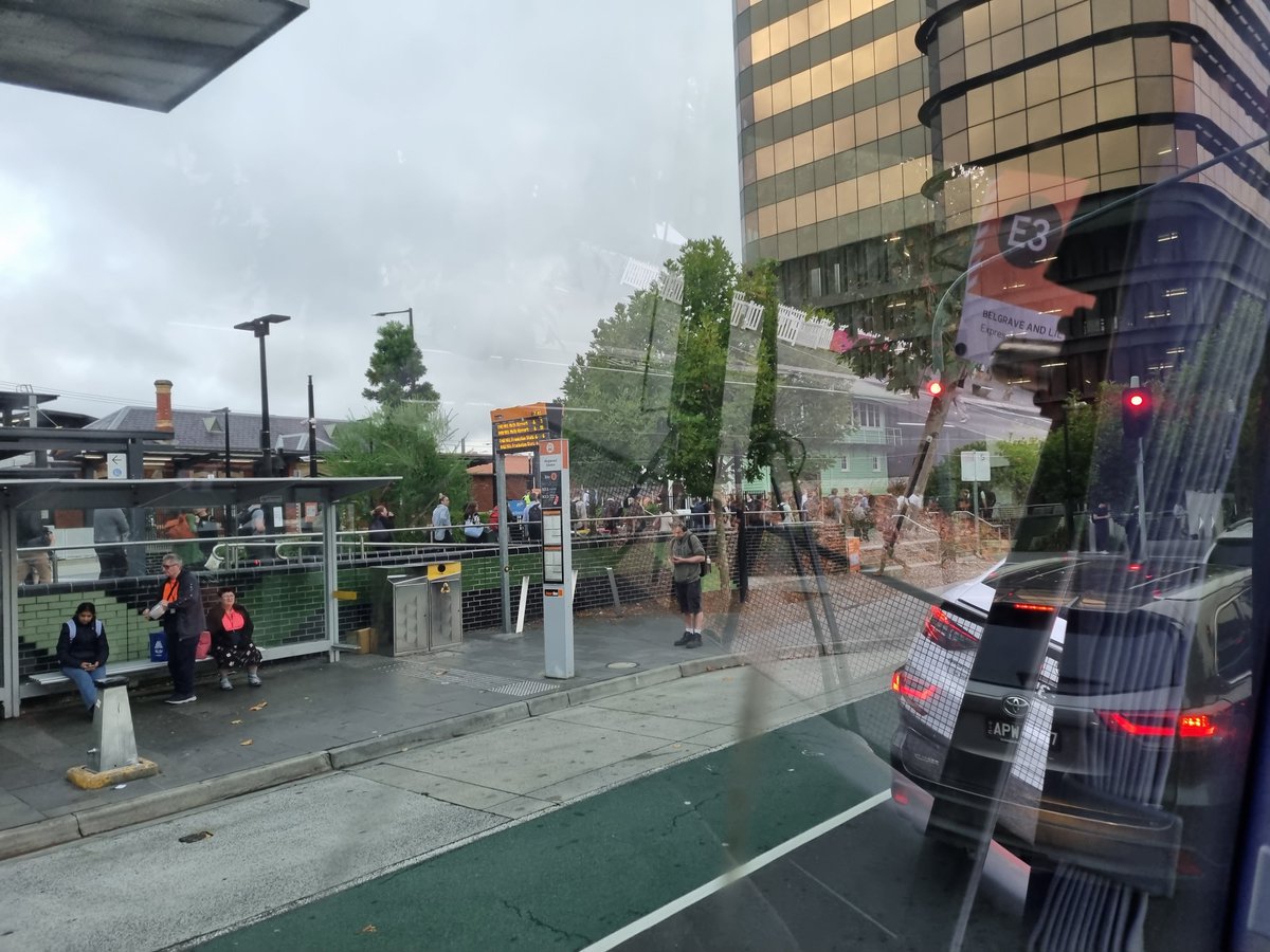 brosephstrachan's tweet photo. @ptv_official Bus replacement at Ringwood to Parliament this morning at 730am. Absolute mayhem. Rumour was 1K people waiting in the Q.
#LevelCrossingReplacement https://t.co/HnZJ2bcXhA