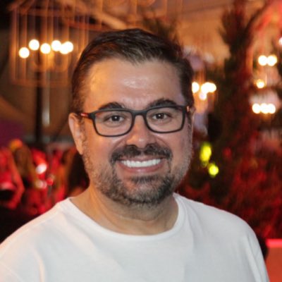 possoni's tweet photo. #NovaFotoDePerfil https://t.co/7RRlsO3Flr