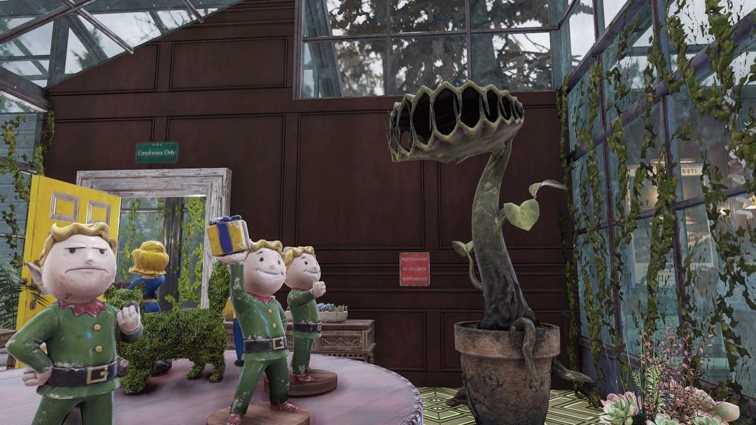 ViixenGaming's tweet photo. New shop based in one of my camps 🥰 https://t.co/cXlS5QF7nV