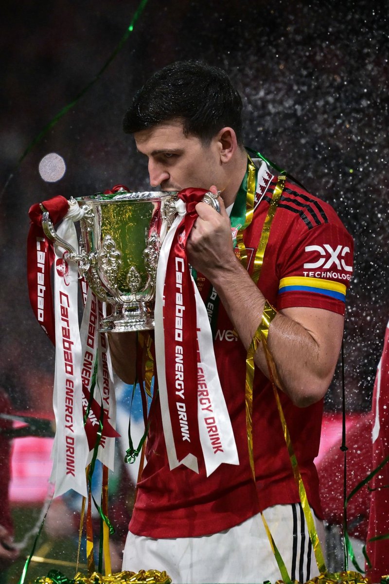 HQMUFC's tweet photo. Harry Maguire 🏴󠁧󠁢󠁥󠁮󠁧󠁿

 #CarabaoCup https://t.co/TQbX0ARH2n