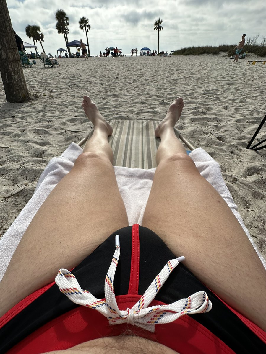 n2_briefs's tweet photo. Bike Beach Bulgin’!
🏝️ 🚲 
#DaaddyBulge #BeachBulge #BikeSpeedo #BikeSwimBrief #SwimBrief https://t.co/4Sy3ZxAGFy