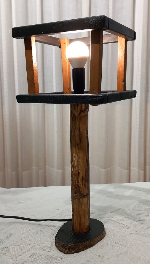 AlcoolBen's tweet photo. Come montare una Lampada da tavolo ,Alcohol / Alcoolben in legno #LumeSt... https://t.co/AJaBo5KVuX via @YouTube / #LumeStruttura #arte #ArtistOnTwitter #artistsontwitter #Artists #ArtistryJHB #artevarie #Artemivsk #artesanato #arteixoourense #ArteVinito #art #pittura #dipity8x . https://t.co/blNYksjh4C