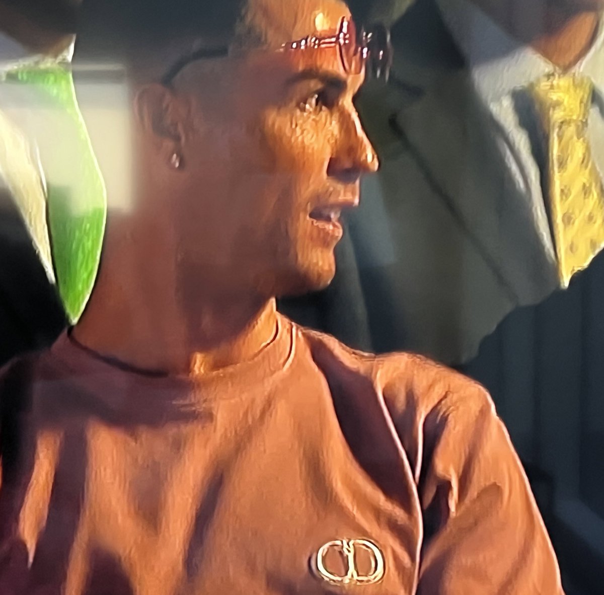 BarstoolBigCat's tweet image. Messi is playing in the Champions league, sleeping with his World Cup trophy while this bum is watching boxing 😂