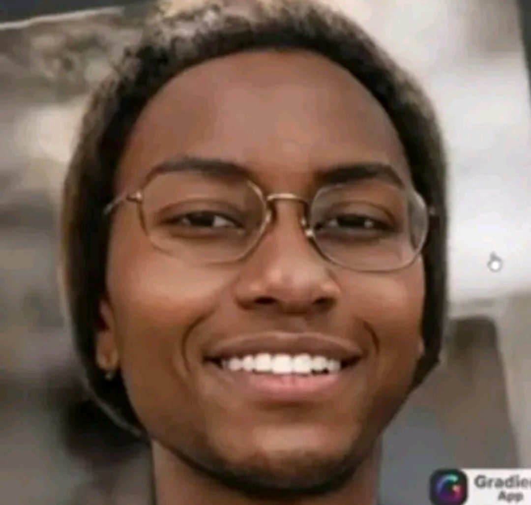 CristianGhost_'s tweet photo. face reveal 🥰 https://t.co/duzaoi6xEY