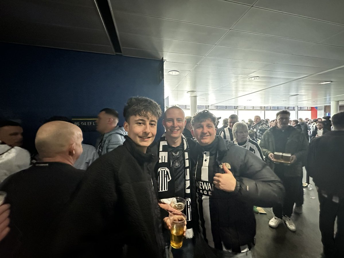 Look at my boys, come on NUFC !!!!