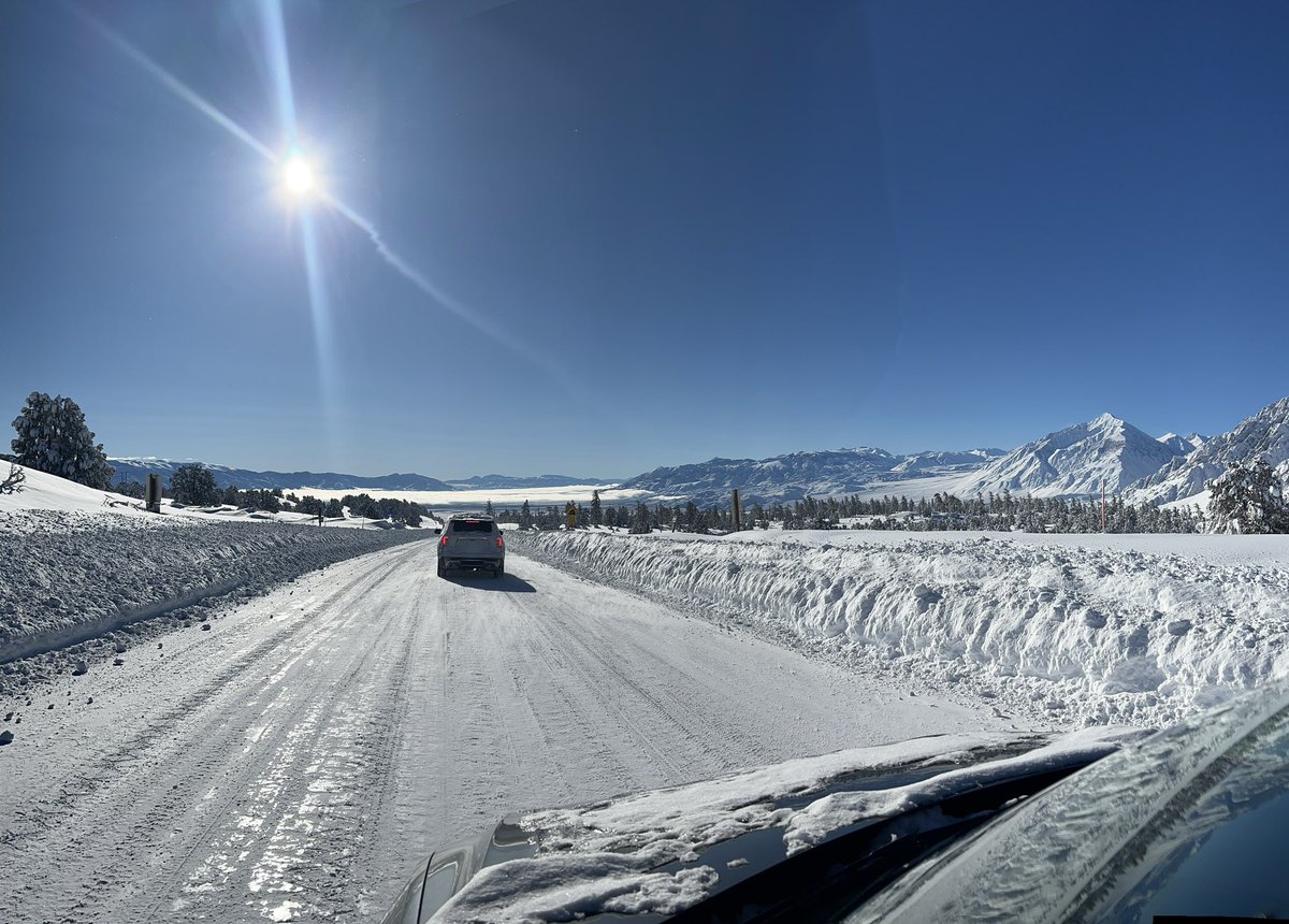TomRich_'s tweet photo. @Caltrans9 For those that are able to drive south today, you’re gonna love these views. https://t.co/jCYTbYyPGs