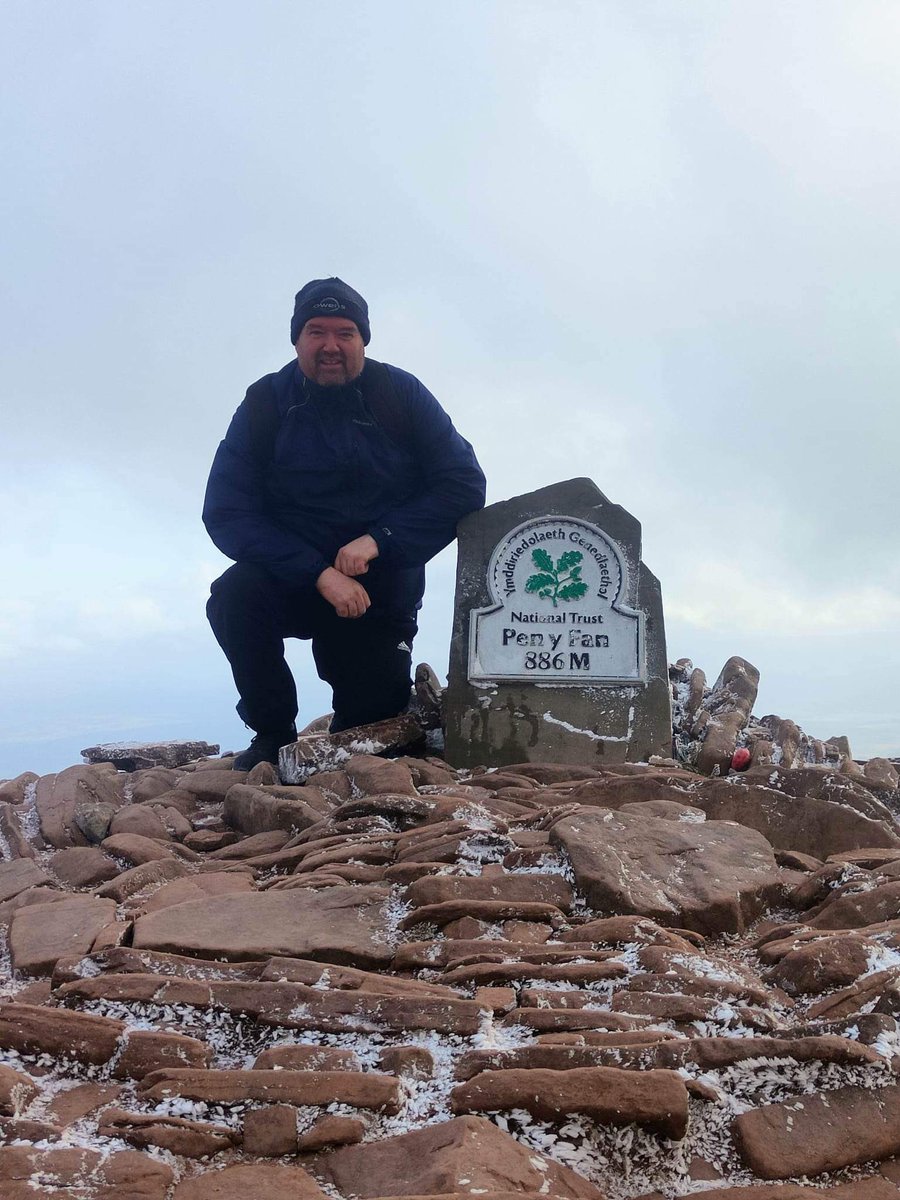simont0612's tweet photo. Finally got to Pen Y Fan https://t.co/hF80shDRWn