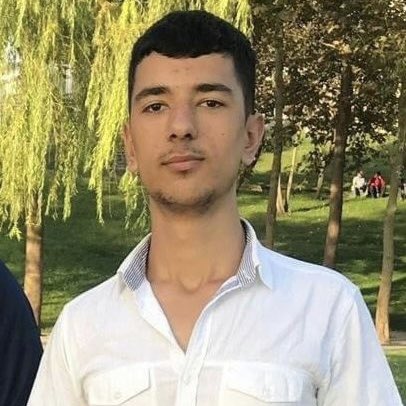 KadinCinayeti's tweet photo. Muhammed Can Kardan bugün İstanbul Küçükçekmece'de Y.T.'yi öldürmeye kalktı. Fail hala yakalanmadı. Depremle ilgili yapılan protestoların peşine düşeceklerine kolluk Muhammed Can Kardan'ı yakalasın, bir kadın cinayetini önlesin+ https://t.co/13ZIYjye2N