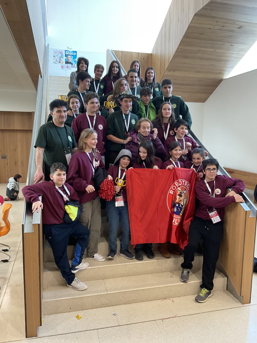 Como hemos disfrutando con los jóvenes navarros que han participado hoy en la <a href="/FLL_Spain/">FIRST LEGO League SPAIN</a> en Navarra. Enhorabuena a todos,en especial a los campeones <a href="/LegoBeavers/">Legotronic Beavers</a> <a href="/RobotronicBulls/">FLL Robotronic Bulls</a> y a quienes apoyan de modo incondicional la creación de talento a través del esfuerzo <a href="/MtorresRsc/">MTorres RSC</a>