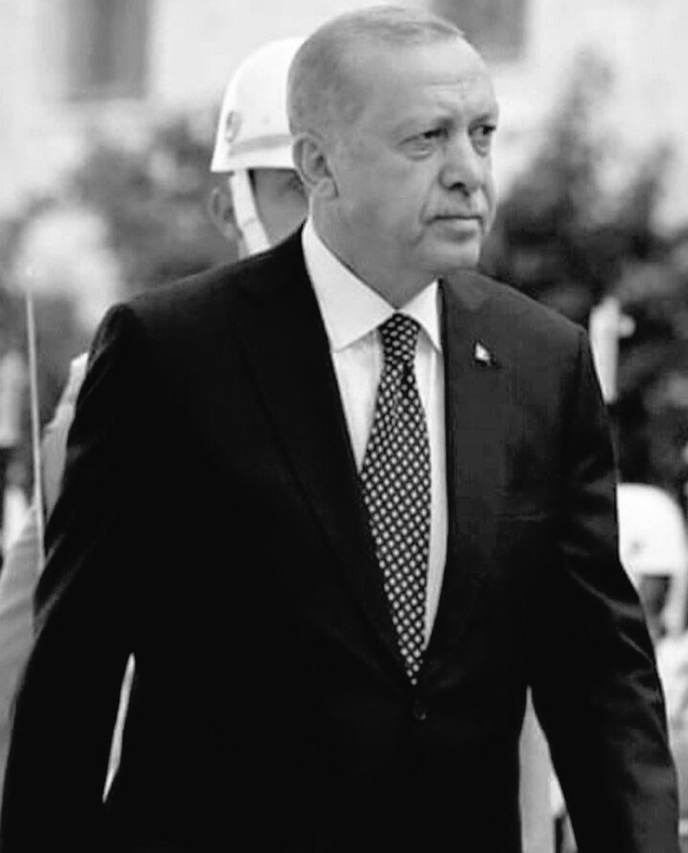 Biz gönül verdik sen ömür ver Ya Rabbim... 

#RecepTayyipErdoğan
#İyikiDoğdunReis
#CumhurunReisi69Yaşında
#İyikiDoğdunMilletinAdamı