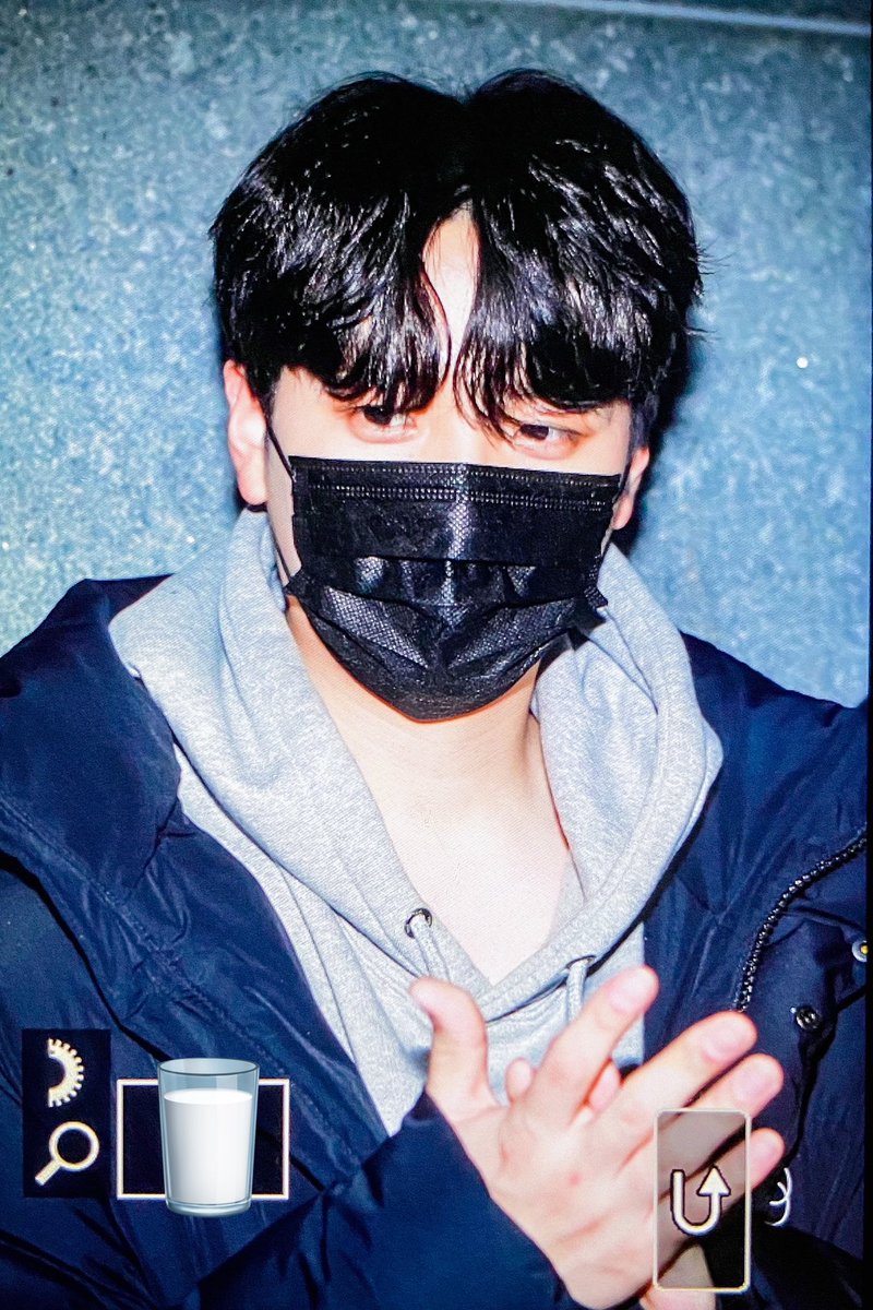 230226 야무진곰돌이 코띵똥도 해주고 상엽이오빠 생일도 열심히 축하해줬어용 😍❤️❤️

#LUCY #루시 #신광일