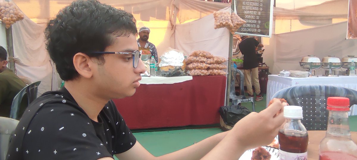 swarnali's tweet photo. At NOMOZO 4.0 , we had set up our stall with Snehams merchandise and put up his drawing and model at Artzone too. 
@PrakashWKamatPK @goadisability @discommgoa @porvorimrising https://t.co/aMXUr68UDT