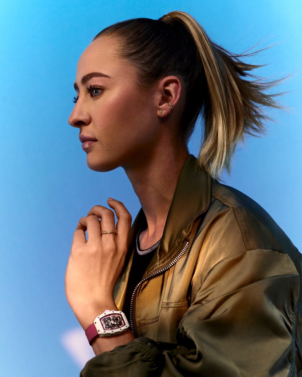 The RM 07-04 Automatic Sport collection provides another opportunity for @NellyKorda to express herself freely in her discipline. The RM 07-04 has already demonstrated its ability to withstand the shocks and g-force inherent to golf. bit.ly/3KrARMD #RichardMille