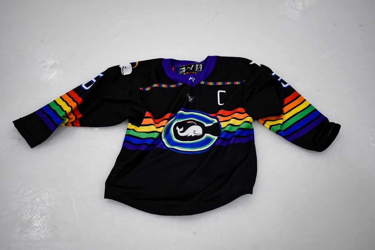 CTWhaleHockey's tweet photo. Pride Party outfit! 🤩 https://t.co/fwPyaWbIdZ